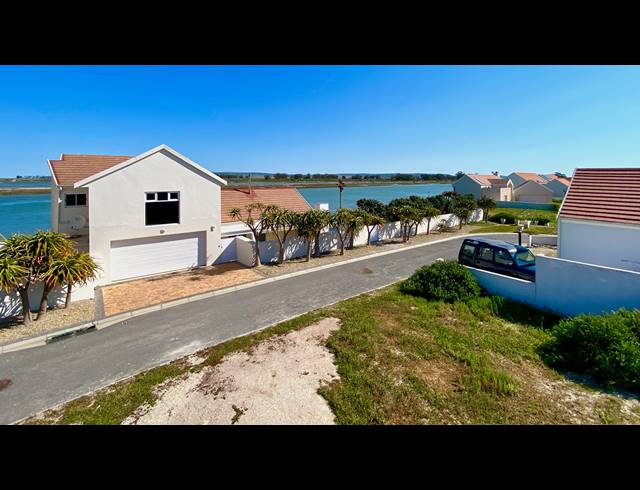 3 BEDROOM HOUSE FOR SALE IN PORT OWEN